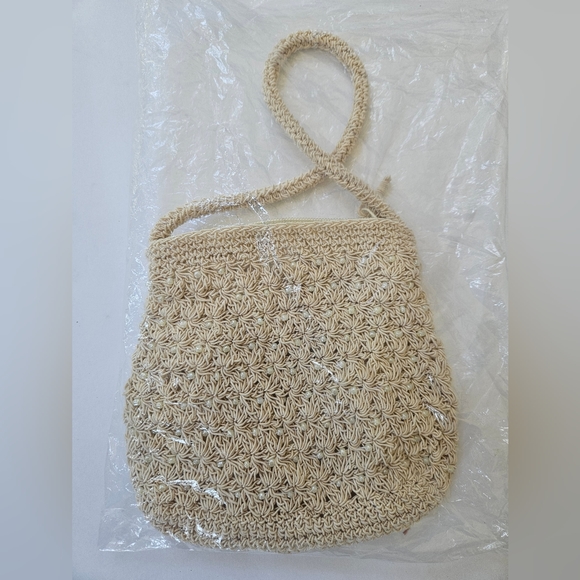 Carlo D'Santi Woven Pearl Bag - Picture 9 of 9